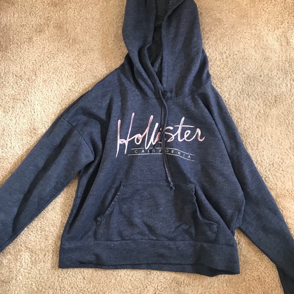 Hollister sweater